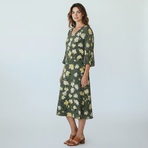 🌹CEST 1946 GREEN FLORAL PLEAT SLEEVES V NECK MIDI DRESS